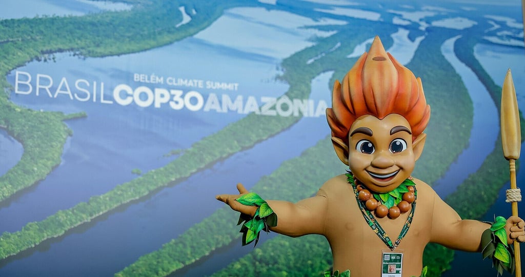 Die Welt-Klimakonferenz in Brasilien gerät zunehmend in Kritik. Nach den bekanntgewordenen Umweltschäden für die Veranstaltung wollen nun anwesende NGOs ihre Geldgeber nicht preisgeben.