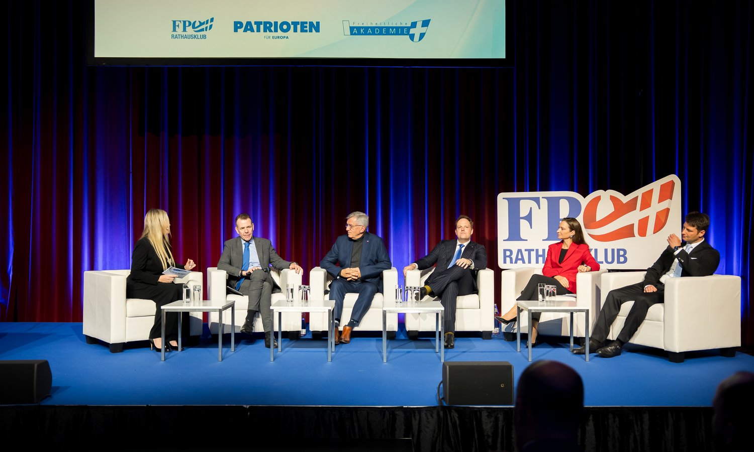 Podiumsdiskussion Patrioten für Europa — FPÖ Wien