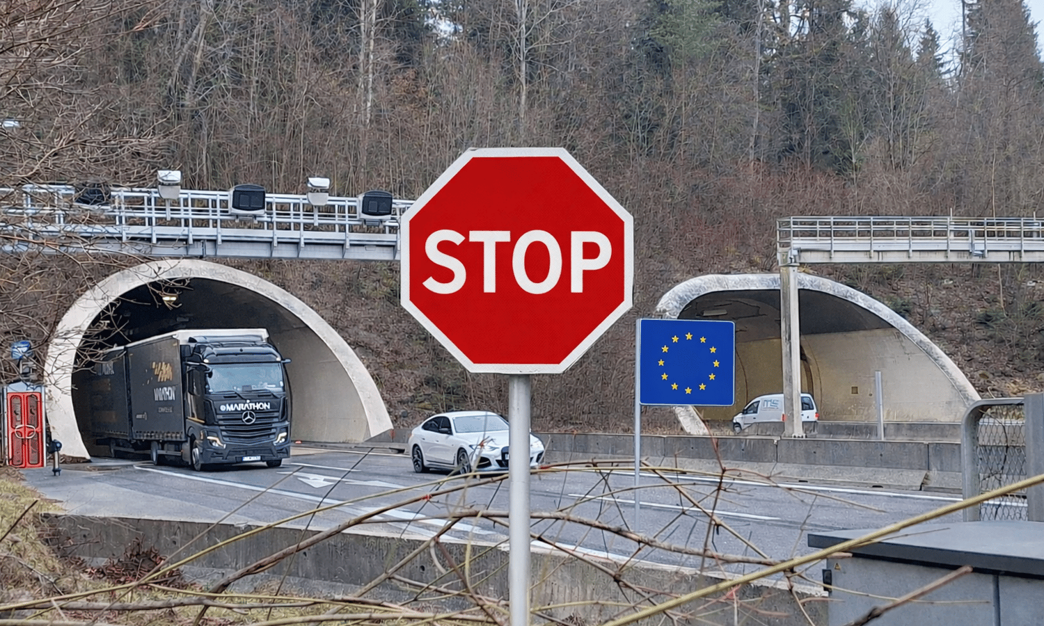 EU-Bürokratie belastet Kärntens kleine Betriebe — Streunerich / wikimediacommons.org  (CC0 1.0), bearbeitet