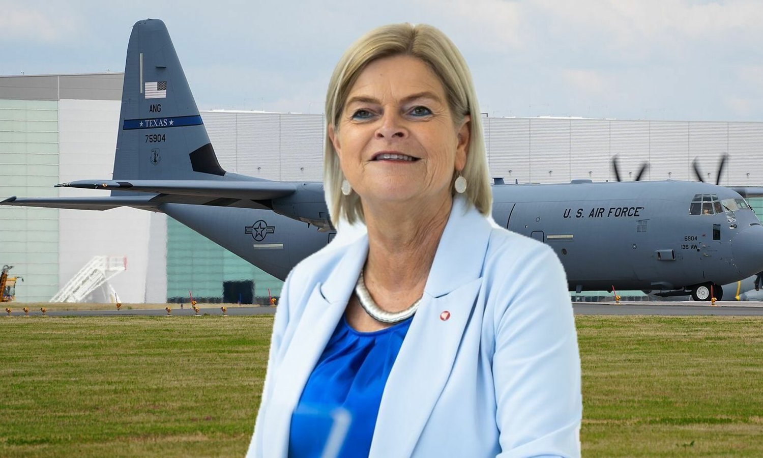 Klaudia Tanner, Hercules-Flugzeug — Christopher Dunker / BKA / MarcelX42 / Wikimedia CC0 1.0