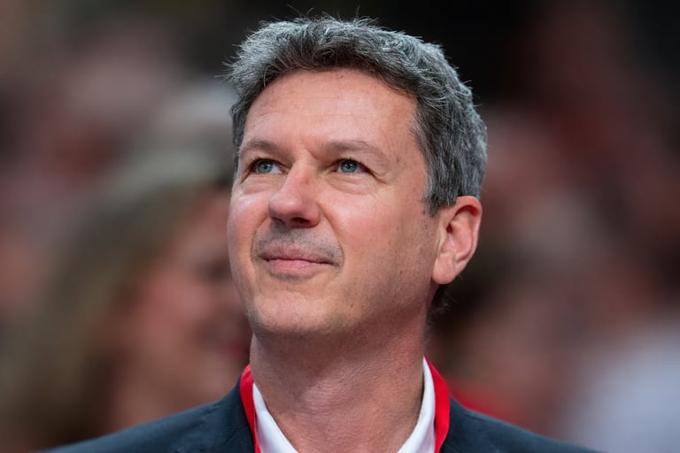 Neuer Landeshauptmann kontert SPÖ-Linie — Bernhard Holub / wikimediacommons.org (CC BY-SA 4.0), bearbeitet