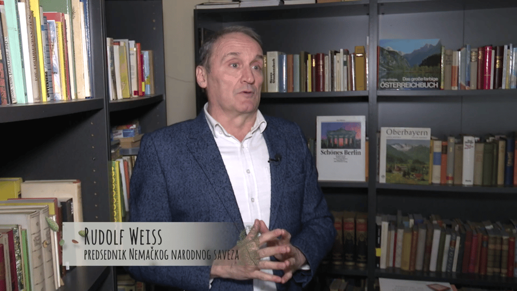 Der Präsident des Deutschen Volksverbandes, Rudolf Weiss, setzt sich aktiv für die Anerkennung der Deutschen in Serbien ein.