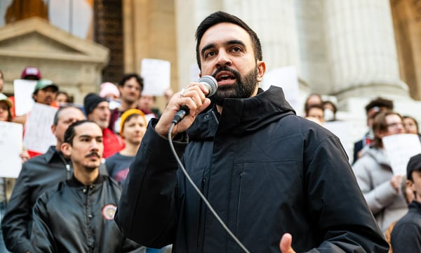 Von Wohnungsbau bis Gesundheitswesen: Der neue Plan des linken New Yorker Bürgermeisters Zohran Mamdani dreht alles auf Hautfarbe um.
