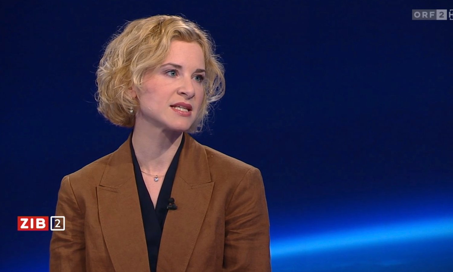 Eva-Maria Holzleitner in der ZIB2 — Screenshot / ORF ON