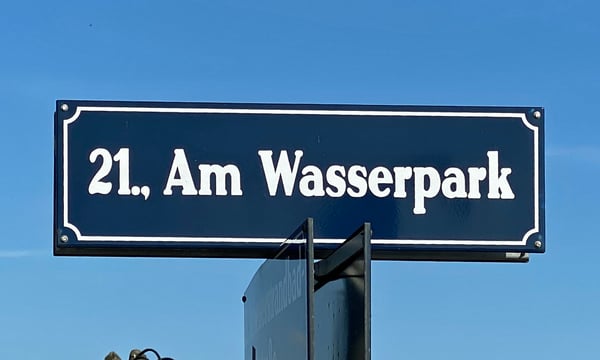 Der barbarische Messer-Angriff im Wasserpark in Wien-Floridsdorf wird nun vor dem Straflandesgericht verhandelt.