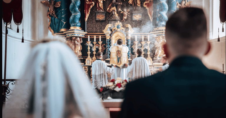 Traditionelle Trauung wurde plötzlich zum Skandal — X/@max_maerkl