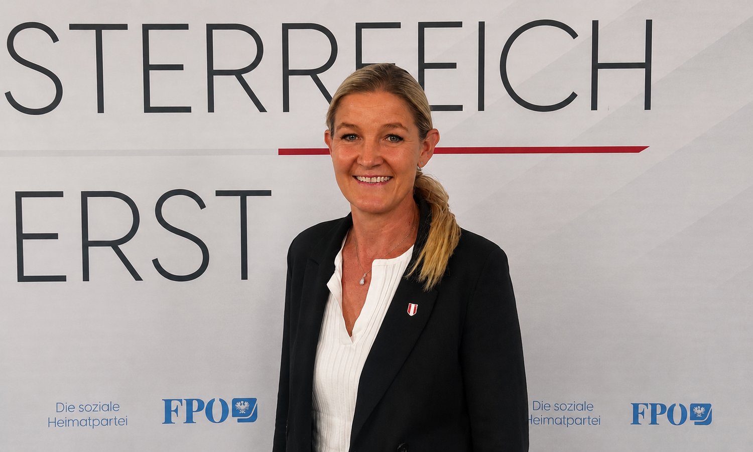 Frontalangriff von ÖVP-Karner auf die Exekutive — unzensuriert.at