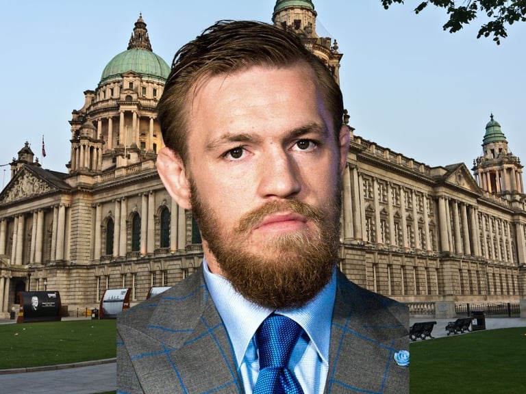 McGregor radikal: „Militär soll Asylheime räumen!" — Andrius Petrucenia/ wikimedia, 	William Murphy/wikimedia