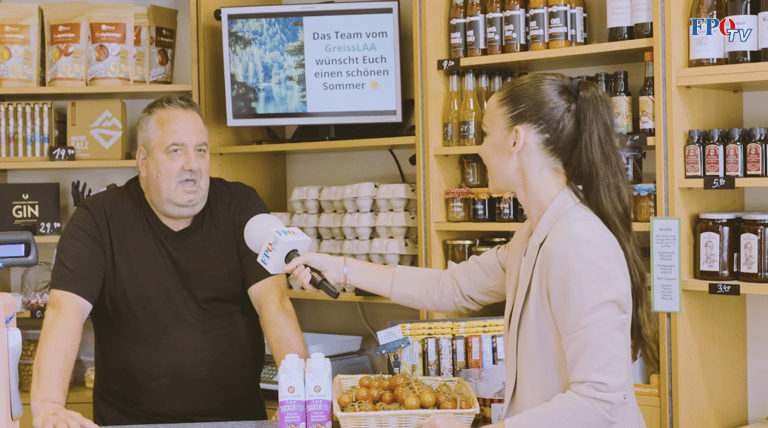 Wut-Greißler rechnet mit Mini-Steuer-Rabatt ab — Screenshot FPÖ TV