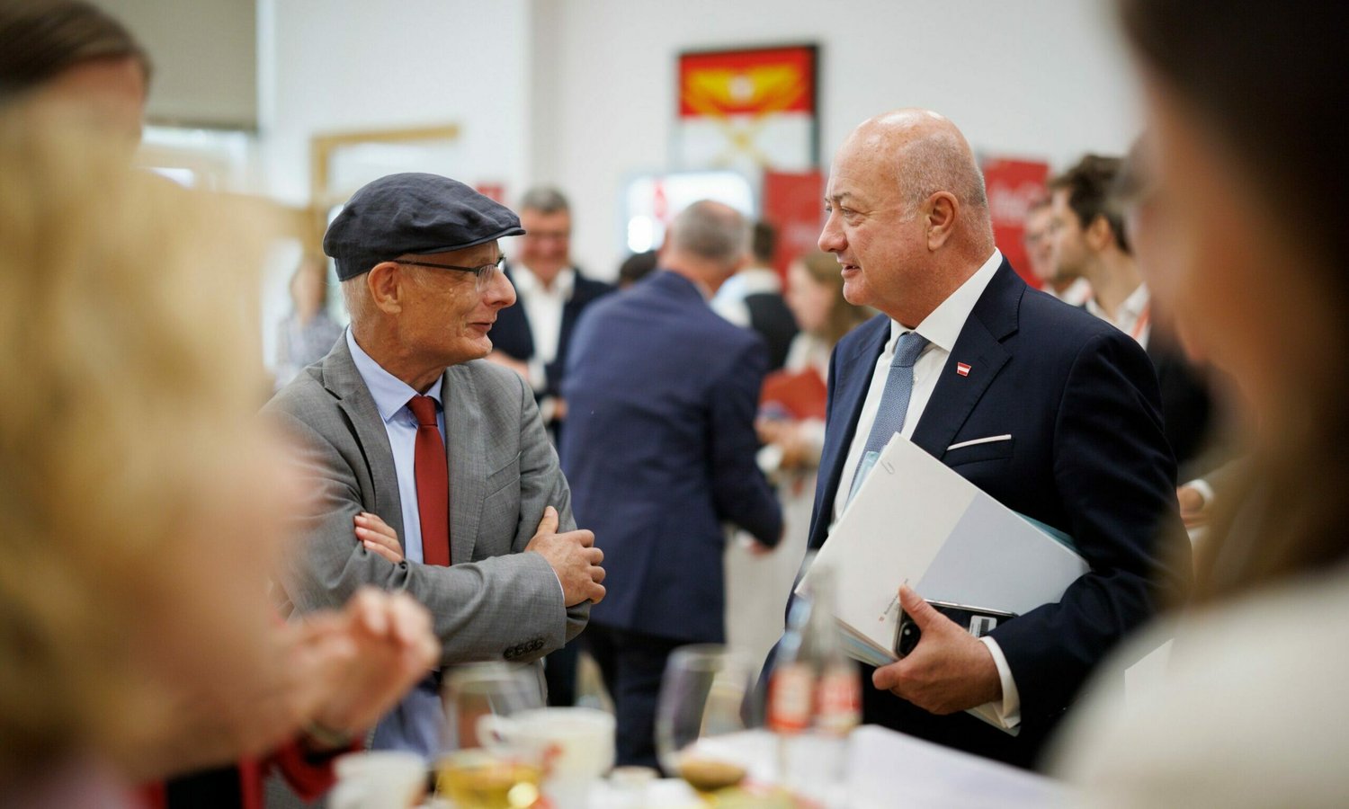 50 Millionen! Hat euch die Presse jetzt lieb? — BKA/Andy Wenzel