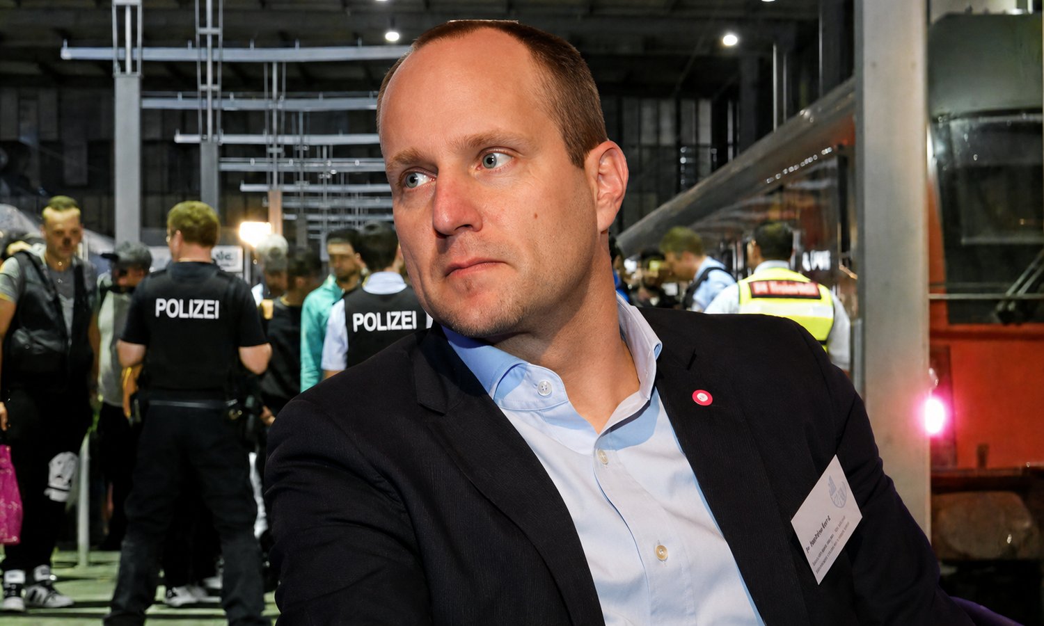 Strolz bestätigt FPÖ-Warnungen vor Migration — Franz Johann Morgenbesser / Wikimedia CC BY-SA 2.0 / Wikiolo / Wikimedia (CC BY-SA 4.0)