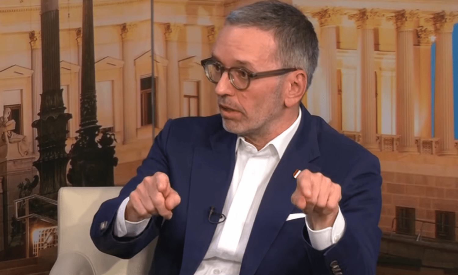 Kickl verriet, wie es mit ihm als Kanzler aussehe — Screenshot Youtube oe24