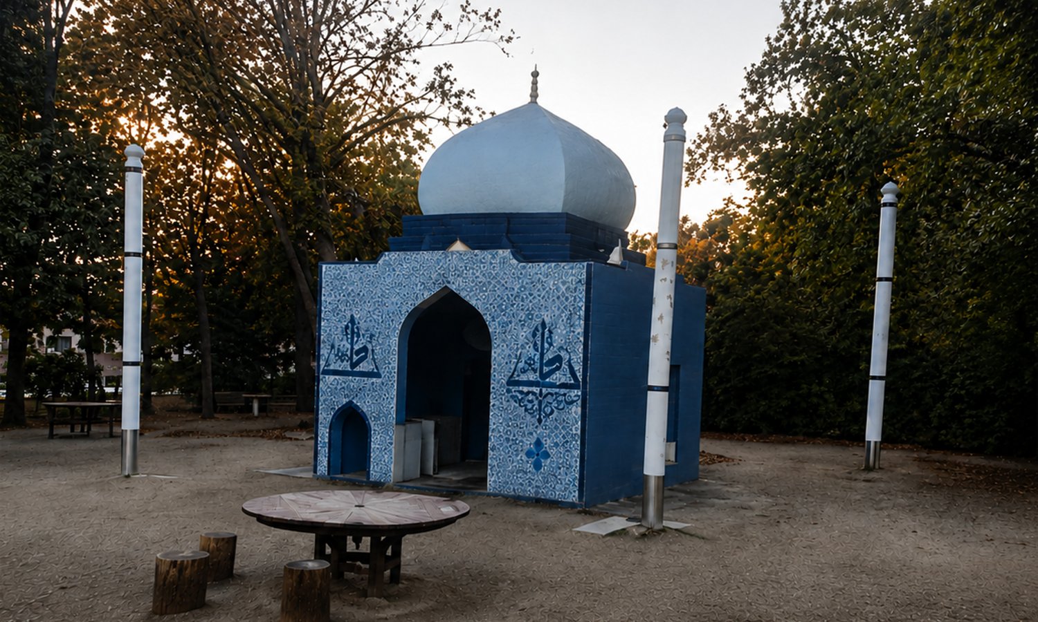 Aufregung um Moschee auf dem Kinderspielplatz — Screenshot Friedrich Rödler/ Facebook