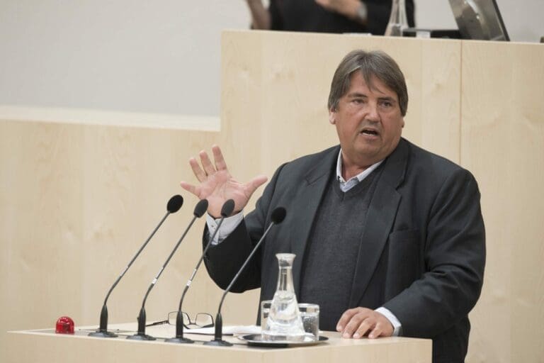 SPÖ-Muchitsch kann Ausschuss nicht führen — Bild: C Parlamentsdirektion / Thomas Jantzen