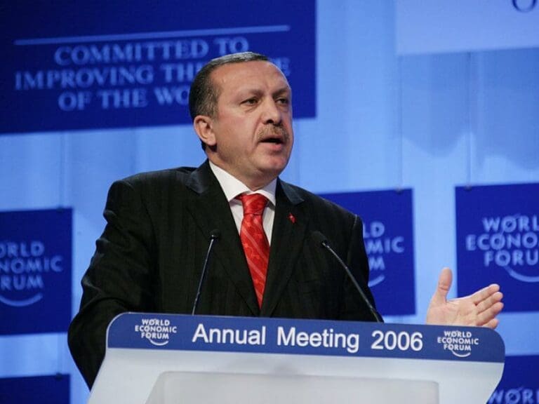 Türkische Lira rutscht weiter ab — Bild: Kimse / Wikimedia (CC BY-SA 2.0)