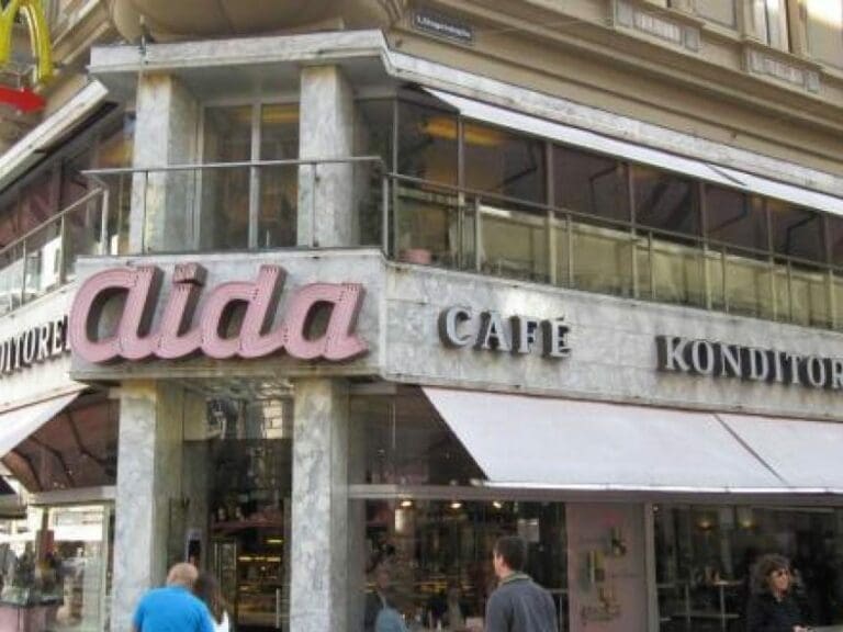 Aus für "CBD-Brownies" bei Konditorei Aida — Bild: GrYffindor / Wikimedia (CC-BY-SA-3.0)