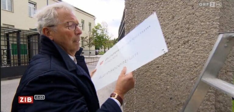 ÖVP-Start zum radikalen Kurswechsel in der Flüchtlingspolitik — Bild: Screenshot / TVthek.ORF.at