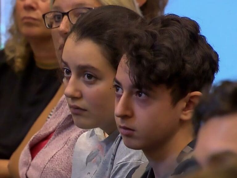 Holland: Excitement About Child-Deportation — Bild: zVg