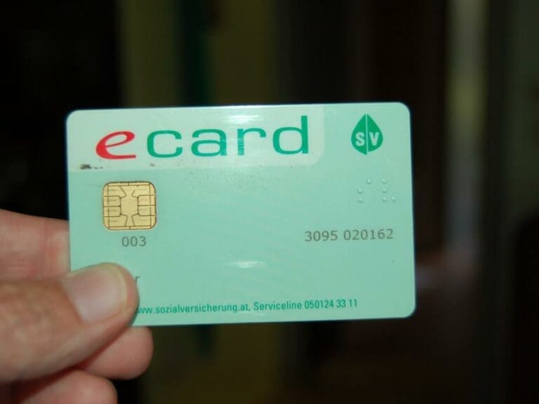 Endlich Maßnahmen gegen E-Card-Betrug — Bild: unzensuriert.at