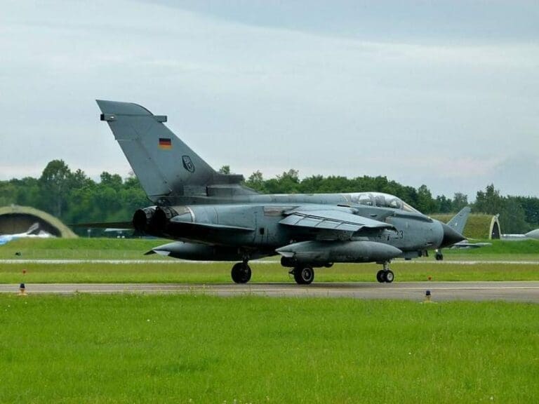 Bundeswehr nicht einsatzbereit — Bild: Peter Spieß / wikimedia (CC BY-SA 4.0)