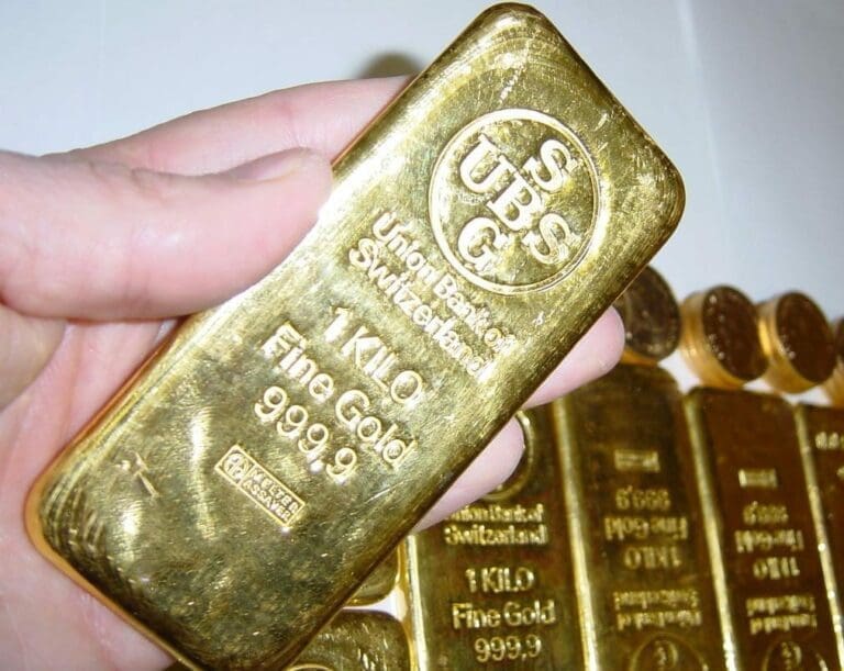 Edelmetall-Exporte in der Schweiz rückläufig — Bild: Swiss Banker / Wikimedia (PD)