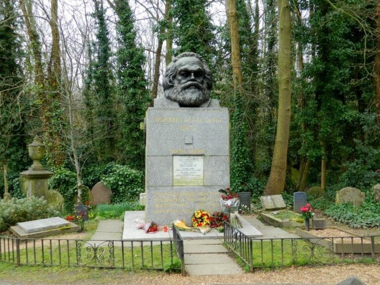 100.000 Karl-Marx-Geldscheine verkauft — Bild: Paasikivi / Wikimedia (CC-BY-SA-4.0)