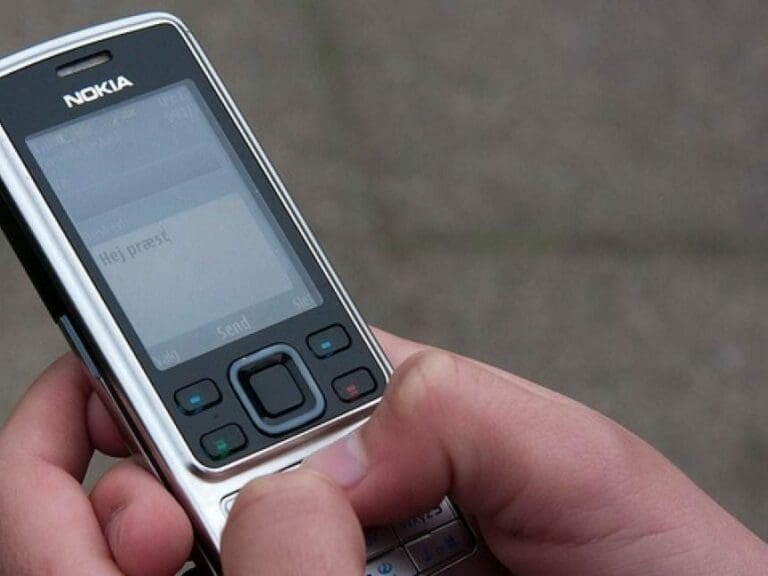 Freche Abzocke mit "digitalen Diensten" — Bild: Aalborg Stift / flickr (CC BY 2.0)