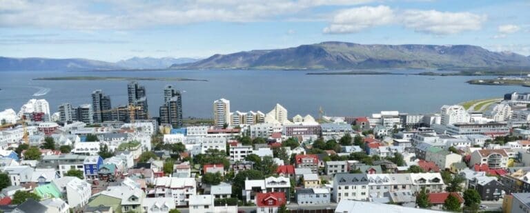 Iceland: Segregated School For Immigrants? — Bild: pxhere.com