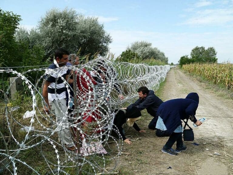 Germany pays 1,200 Euro to illegals for leaving — Bild: Gémes Sándor/SzomSzed / wikimedia.org (CC-BY-SA-3.0)