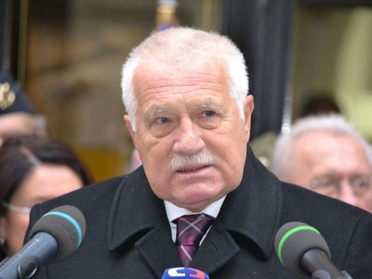 Václav Klaus gegen Asyl-Chaos — Bild: David Sedlecký/Wikimedia(CC BY-SA 3.0)