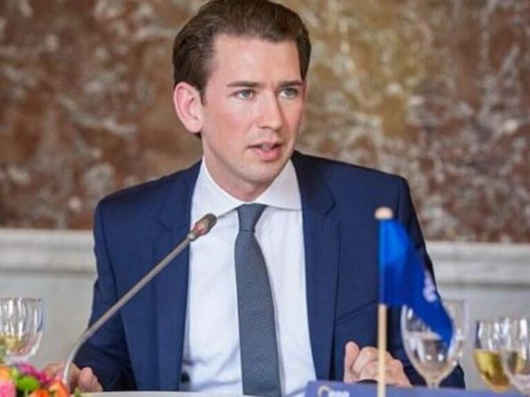 Kurz urteilt wie Angela Merkel über Chemnitz — Bild: European People s Party / Wikimedia (CC-BY-2.0)