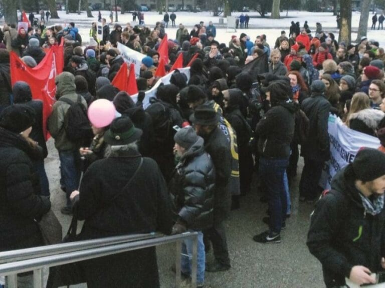 Keine linke Distanz zu Angriff auf Haimbuchner — Bild: Wochenblick
