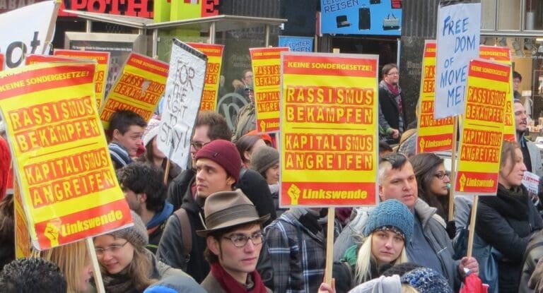 ÖH-Wahl: Linke rufen zu "Angriffen" auf FPÖ auf — Bild: Linkswende / flickr (CC BY 2.0)