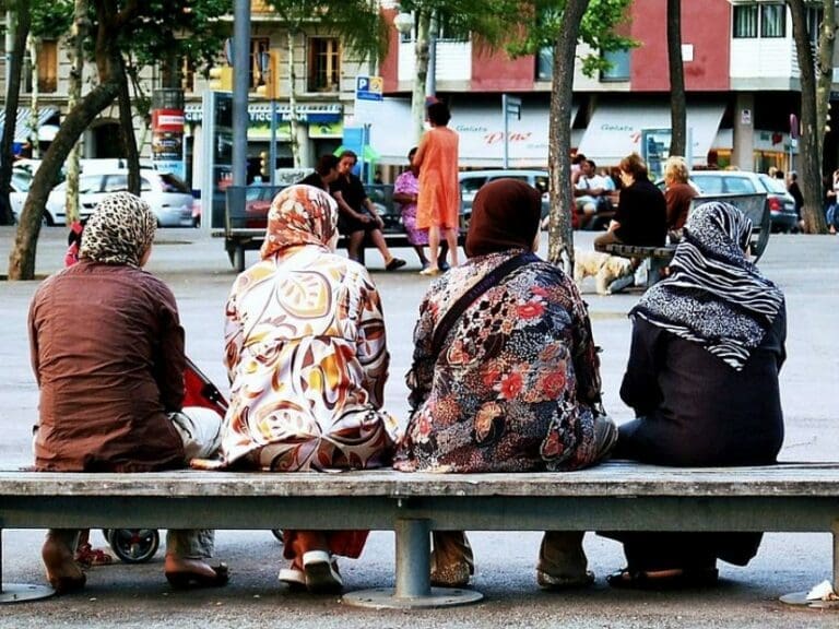 Fast jeder Zweite will keine Moslems nebenan — Z.V.g.