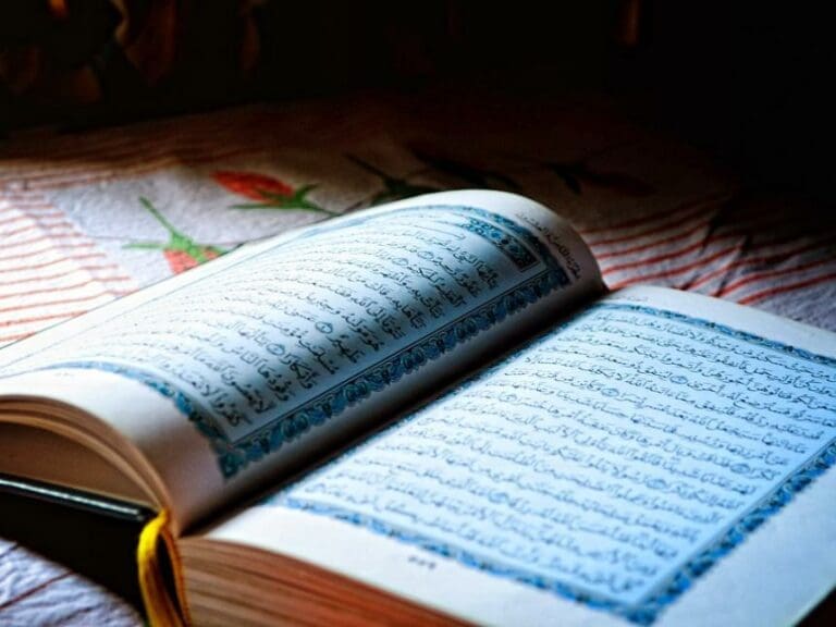 Ramadan: Kinder kippen in Schulklassen um — Bild: Afshad / pixabay.com