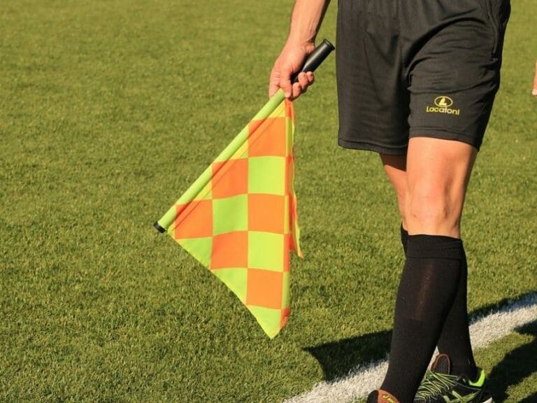 Football Ref Killer To Be Deported To Morocco — Bild: taniadimas / pixabay.com