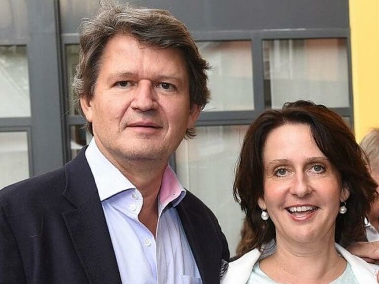 ORF-Moderatorin teilt Falschmeldung der SPÖ — Bild: SPÖ Presse und Kommunikation / Wikimedia CC BY-SA 2.0