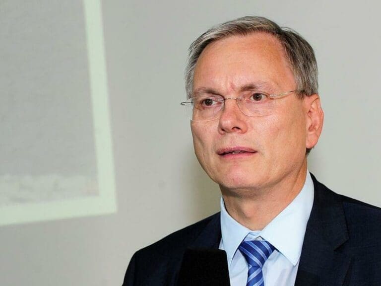 Stöger hat keine Zahlen zum Basiskonto — Bild: SPÖ Presse und Kommunikation / Wikimedia (CC BY-SA 2.0)