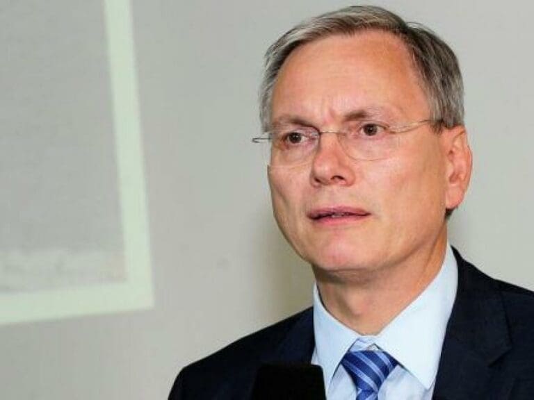 Stöger wollte Gemälde versteigern lassen — Bild: SPÖ Presse und Kommunikation / Wikimedia (CC BY-SA 2.0)