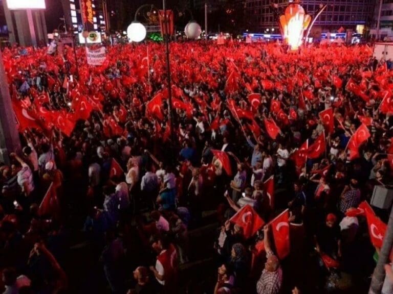 Kurz vor der Wahl: CDU setzt sich klar für EU-Beitritt der Türkei ein — Bild: Pivox / Wikimedia (CC BY-SA 4.0)