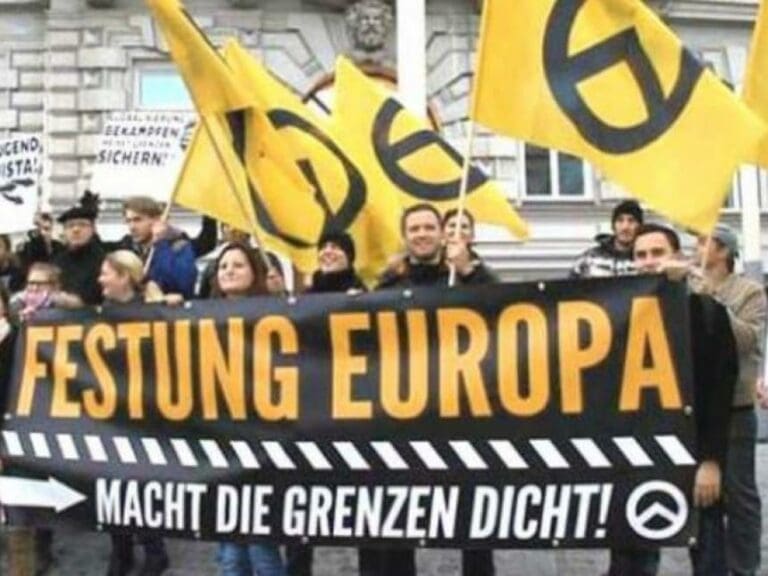 Identitäre feiern neues Regierungsprogramm — Bild: Ataraxis1492 / wikimedia.org (CC-BY-SA-3.0)