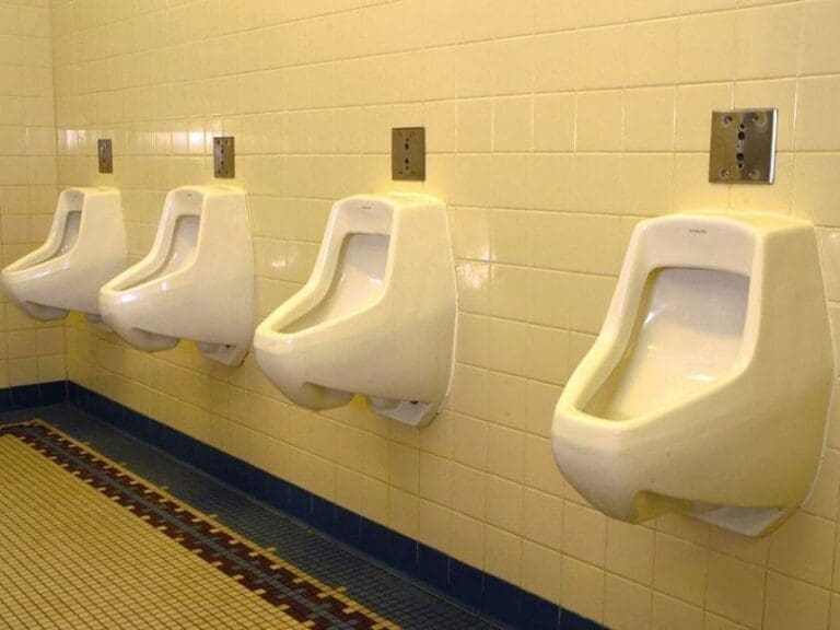 Bizarr: Gender-Toiletten an der Uni Bielefeld — Bild: Copyright (c) 2004, Steve Mann / Wikimedia (CC BY-SA 3.0)