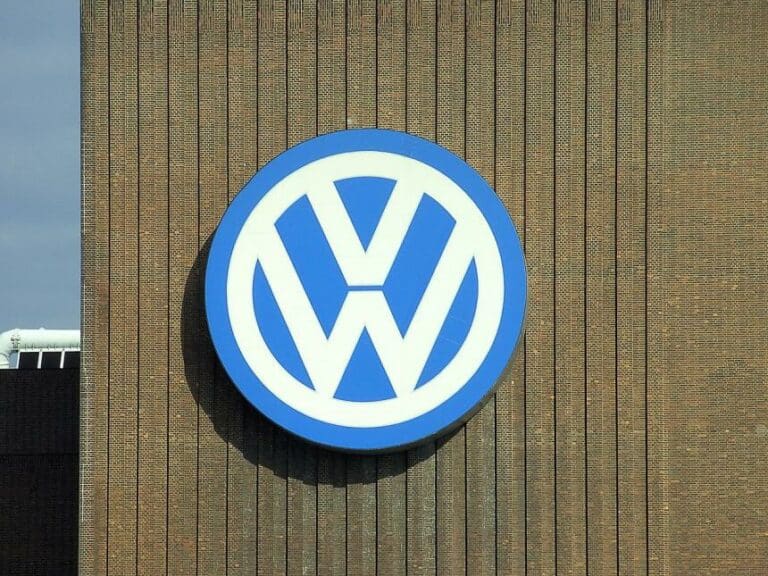 VW-Vorstand kassiert Millionen — Bild: High Contrast / Wikimedia (CC BY 3.0 DE)