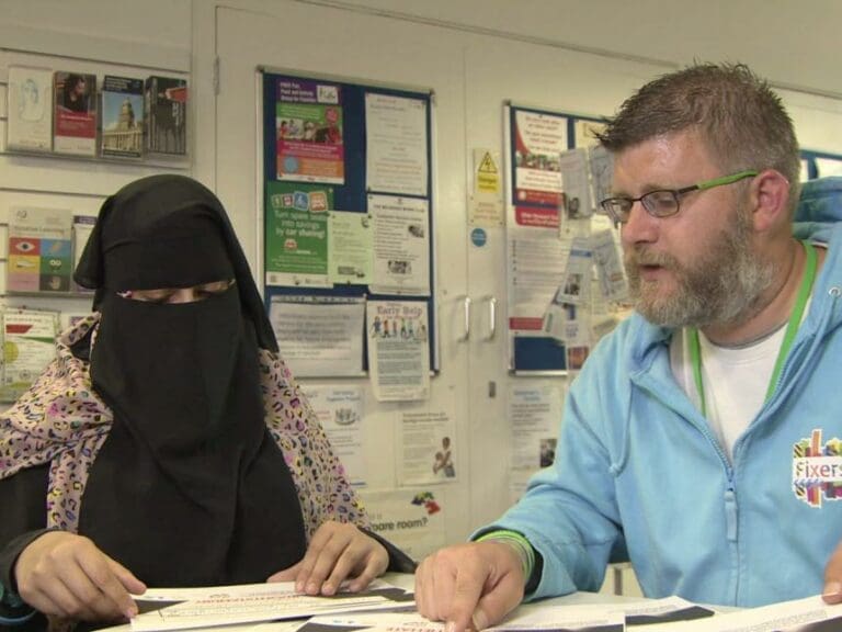 Erste Niqab-Politikerin in Europa — Bild: The home of Fixers on Flickr / flickr (CC BY-ND 2.0)