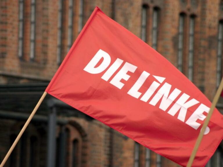 “Mordversuch” an Linke-Politiker durch Rechtsextreme frei erfunden? — Bild: Fabian Bromann / flickr (CC BY 2.0)