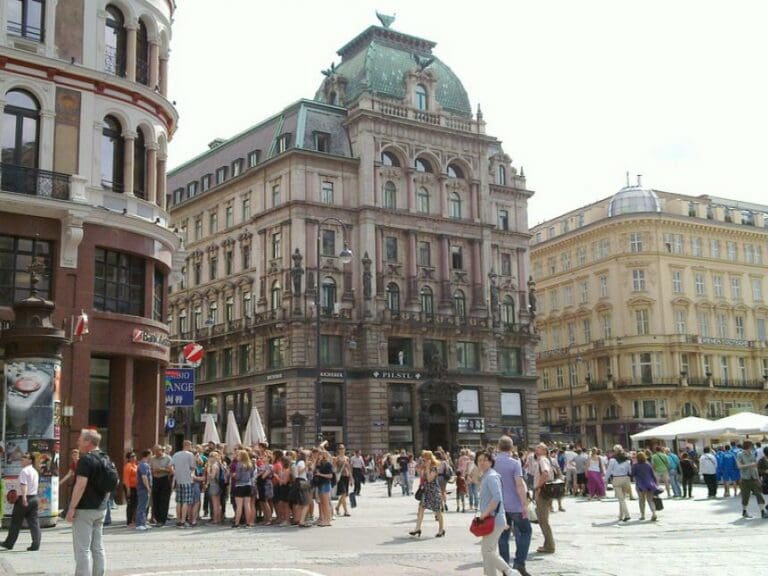 Innenstadt als türkisch-kurdisches Schlachtfeld — Bild: flickr.com -  Kamillo Kluth - CC BY 2.0
