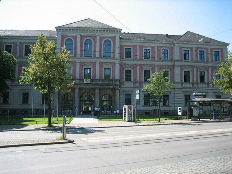 Falscher 16-Jähriger als brutaler Totschläger — Bild: Alois Wüst / Wikimedia (CC BY-SA 3.0)