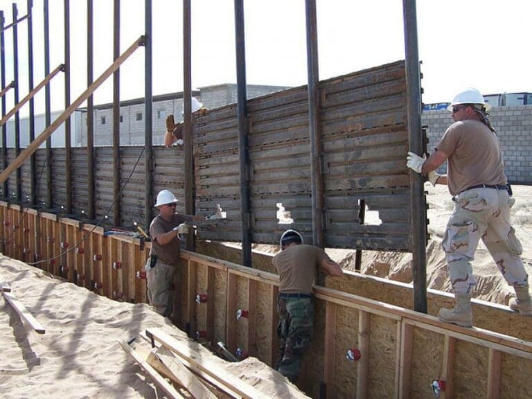 Schon konkrete Pläne für die Mexiko-Mauer — Bild: Staff Sgt. Dan Heaton, U.S. Air Force / Wikimedia (gemeinfrei)