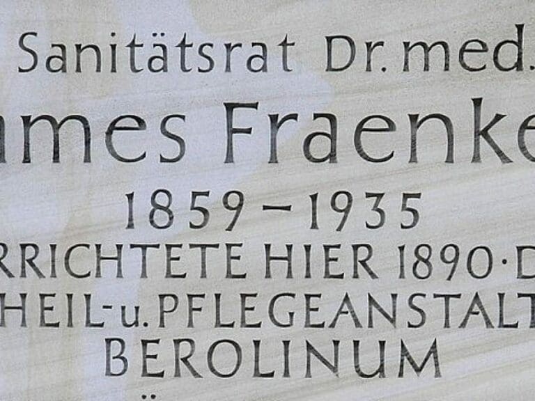 Berlin rodet historischen Park für Migrantenheim — Bild: OTFW, Berlin, Wikimedia (CC BY-SA 3.0)