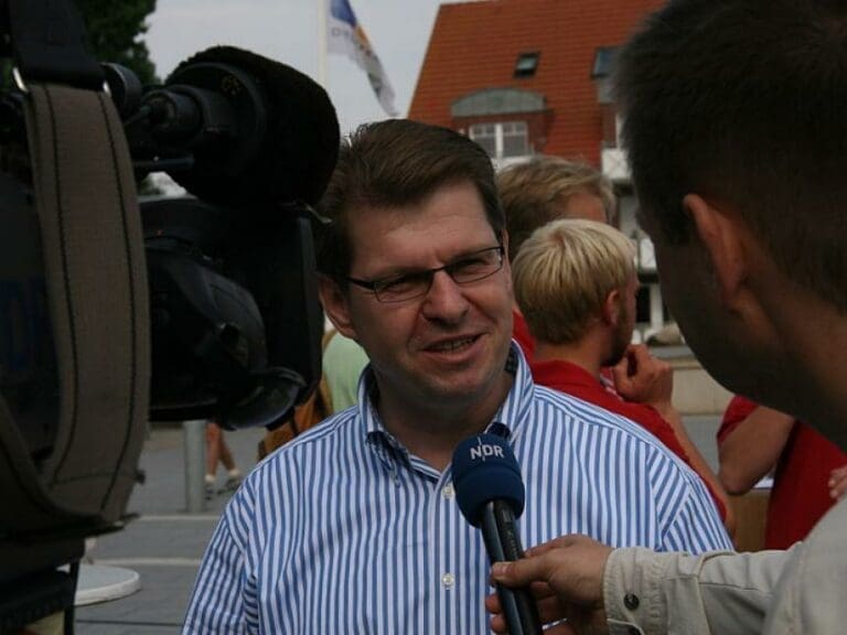 SPD-Politiker schickt Islamkritiker zum Arzt — Bild: SPD Schleswig-Holstein / Wikimedia (CC BY 2.0)